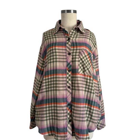 wild fable Tops - NWT Wild Fable plaid Button-Up Shirt - size M